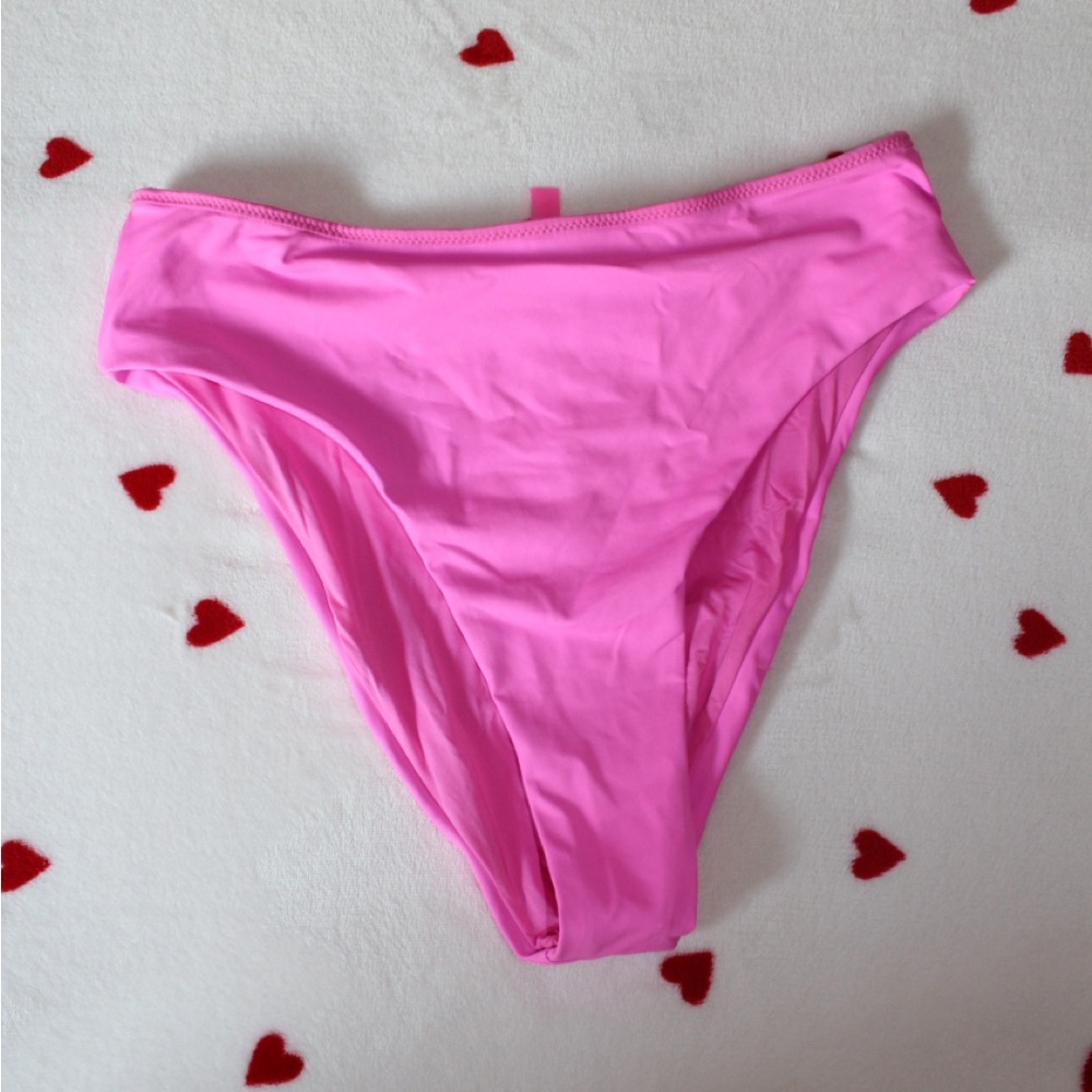 NWT - SKIMS - Mid Waist Bikini Bottom- M